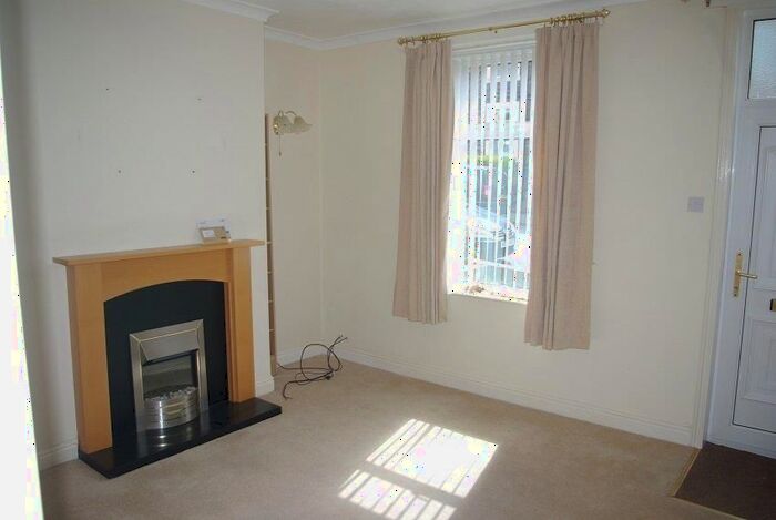 2 Bedroom Terraced House To Rent In Park Road, Barnoldswick, BB18