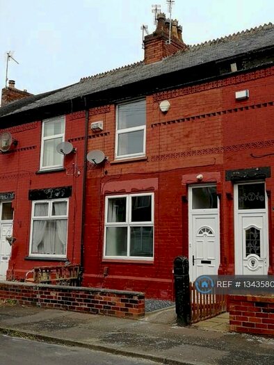 3 Bedroom Terraced House To Rent In Guildford Road, Manchester, M19