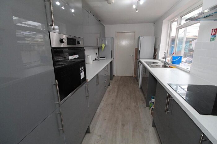 5 Bedroom Semi-Detached House To Rent In Marlborough Street, Dunkirk, Nottingham, NG7