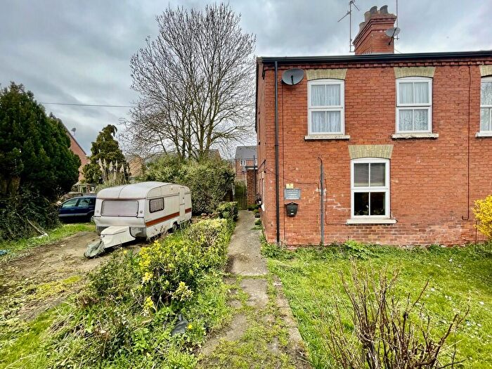 3 Bedroom Semi-Detached House For Sale In Main Road, Deeping St Nicholas, PE11