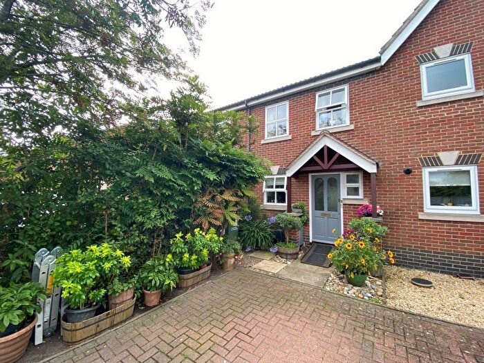 2 Bedroom Terraced House To Rent In Swarbourne Close, Didcot, Oxfordshire, OX11