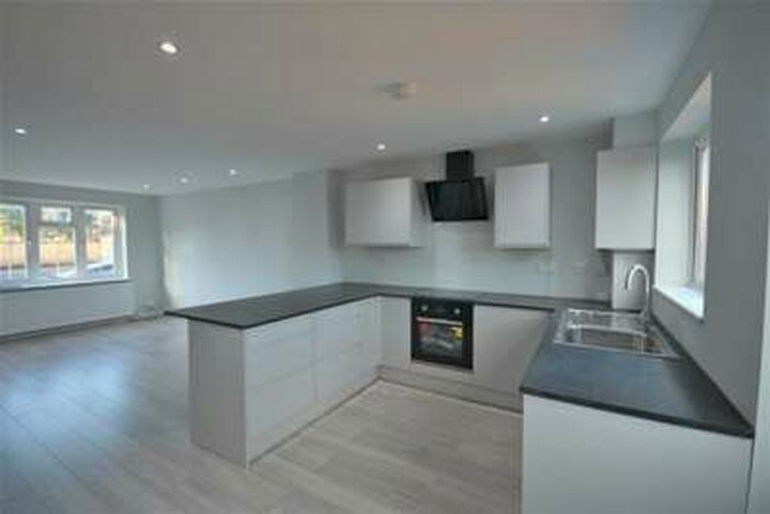 3 Bedroom House To Rent In Impala Drive, Cambridge, CB1