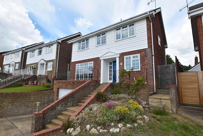 4 Bedroom Detached House For Sale In Nursery Fields, Hythe, CT21