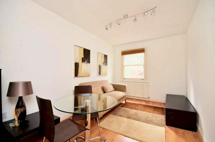 1 Bedroom Flat To Rent In Strutton Ground, Westminster, London, SW1P