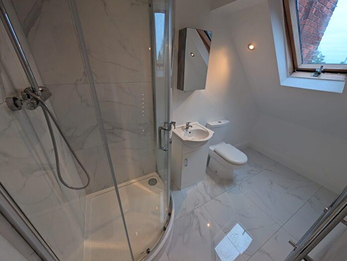 1 Bedroom Studio To Rent In A Edgware Way, Flat B, Edgware, Middlesex, HA8