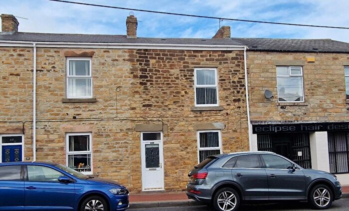 3 Bedroom Terraced House For Sale In Front Street, Leadgate, Consett, DH8