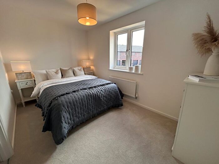 3 Bedroom House To Rent In Fieldfare Road, Fareham, PO15