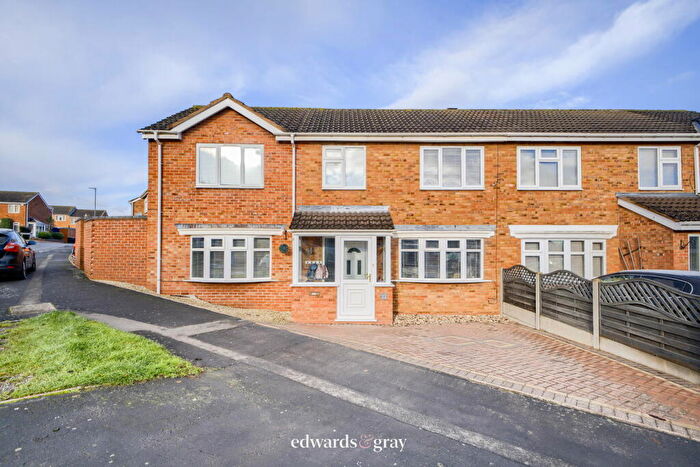 4 Bedroom Semi-Detached House For Sale In Temple Way, Coleshill, B46