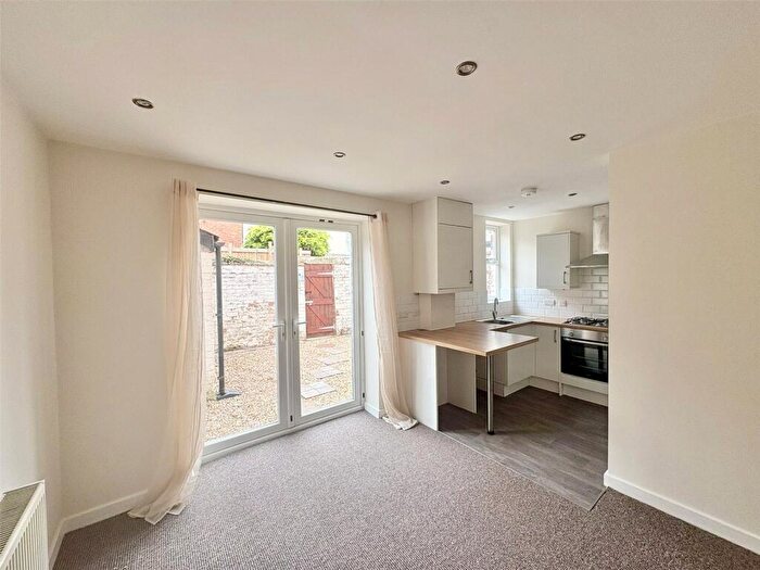 1 Bedroom Apartment To Rent In Stanley Street, Southport, PR9