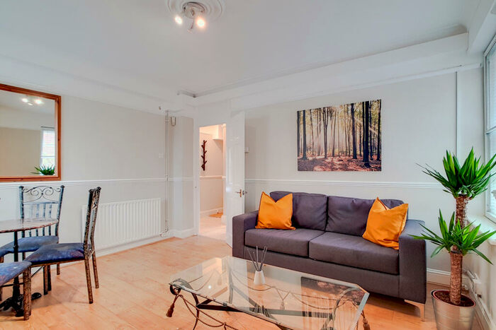 2 Bedroom Apartment To Rent In Naval Row, London, E14