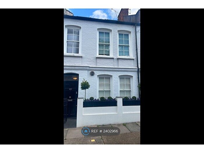 2 Bedroom Maisonette To Rent In Farm Lane, London, SW6