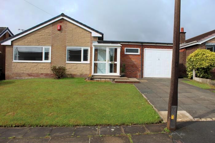 3 Bedroom Detached Bungalow To Rent In Freckleton Drive, Bury, BL8