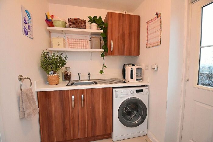 3 Bedroom Detached House For Sale In Wincanton, Somerset, BA9