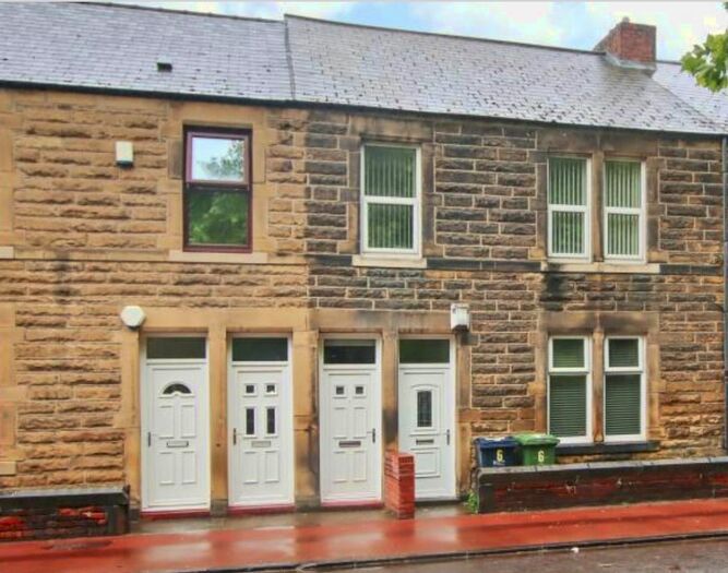 3 Bedroom Flat To Rent In York Terrace, Gateshead, NE10