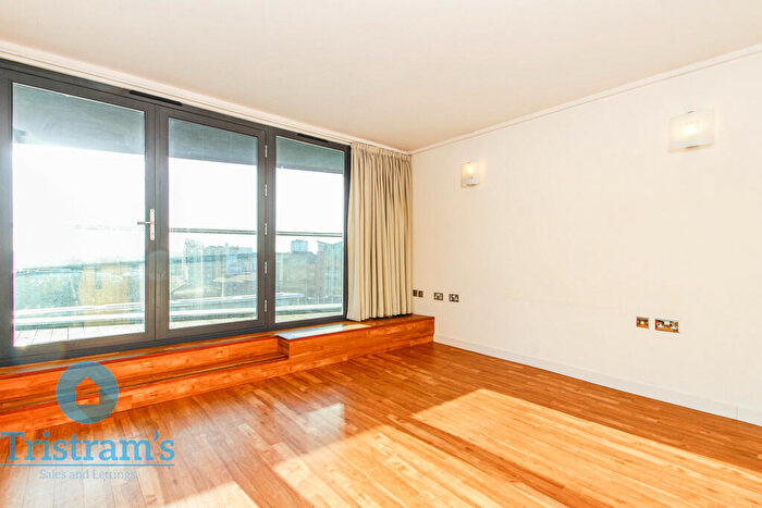 2 Bedroom Apartment To Rent In The Ice House, Bolero Square, NG1