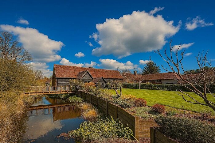 4 Bedroom Link Detached House For Sale In Wareside, Ware, Hertfordshire, SG12