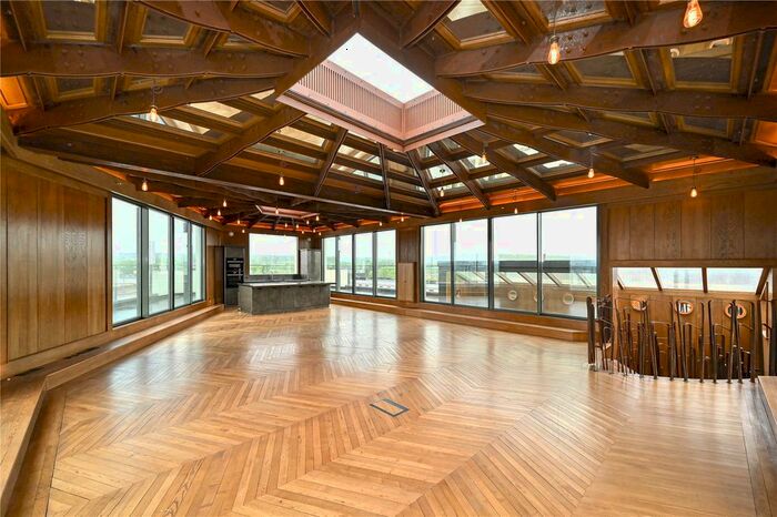 4 Bedroom Flat To Rent In Holmes Road, Kentish Town, London, NW5