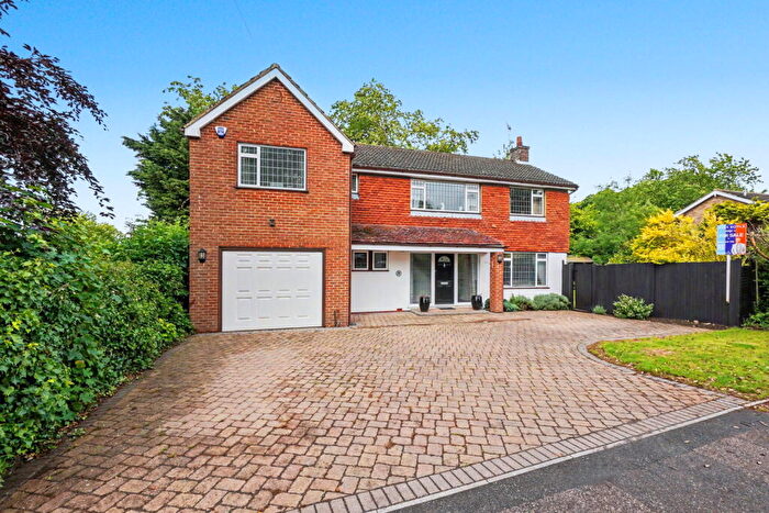 5 Bedroom Detached House For Sale In Hurstwood Road, Bredhurst, ME7