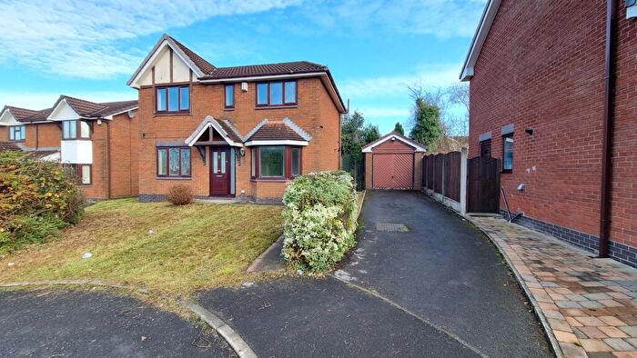 3 Bedroom Detached House To Rent In Meadowbank, Ashton-under-Lyne, OL7