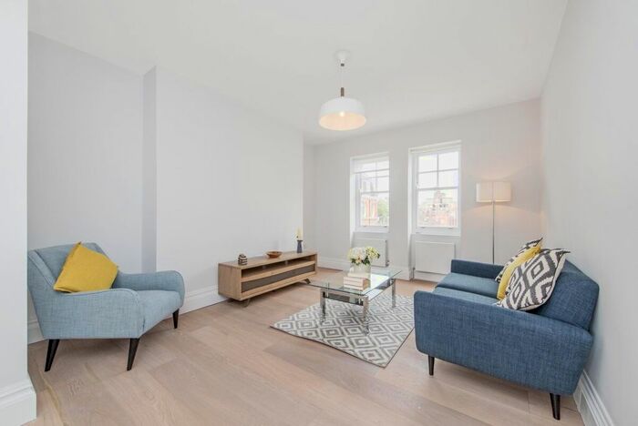 2 Bedroom Flat To Rent In New Cavendish Street, London, W1G