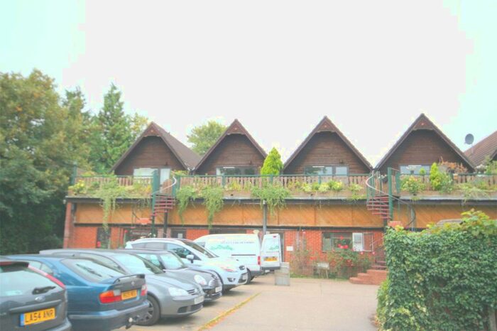 2 Bedroom Property To Rent In The Riverbank, Clewer Court Road, Windsor, Berkshire, SL4