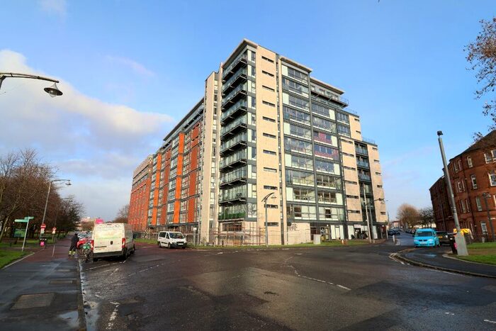 2 Bedroom Duplex To Rent In Templeton Court, Glasgow, G40