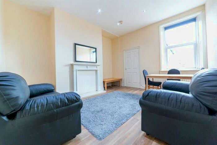 3 Bedroom Flat To Rent In &#;pppw - Glenthorn Road, Jesmond, NE2