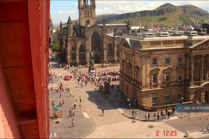 1 Bedroom Flat To Rent In Lawnmarket, Edinburgh, EH1