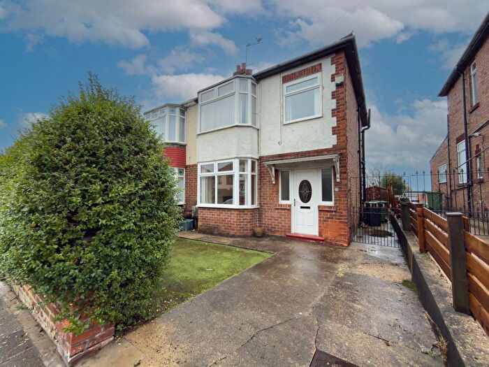 3 Bedroom Semi-Detached House For Sale In Broomhill Gardens, Hartlepool, Cleveland, TS26