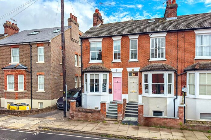 2 Bedroom End Of Terrace House For Sale In West View Road, St Albans, Hertfordshire, AL3