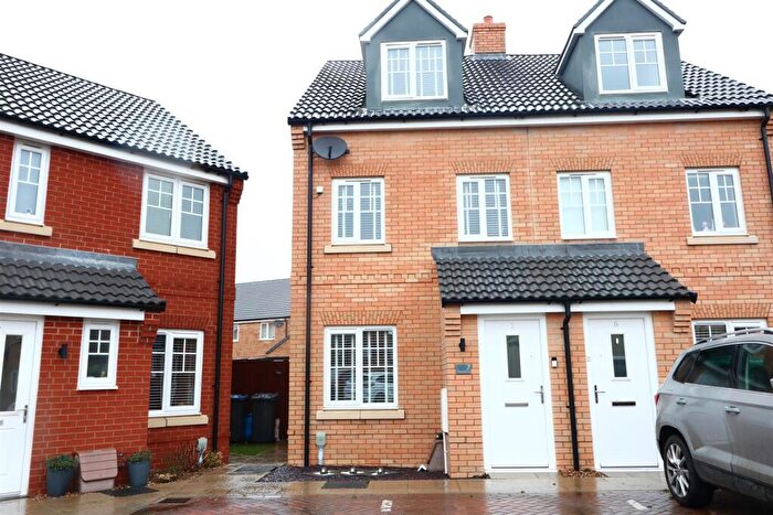3 Bedroom Town House For Sale In Coxwells Square, Leiston, IP16