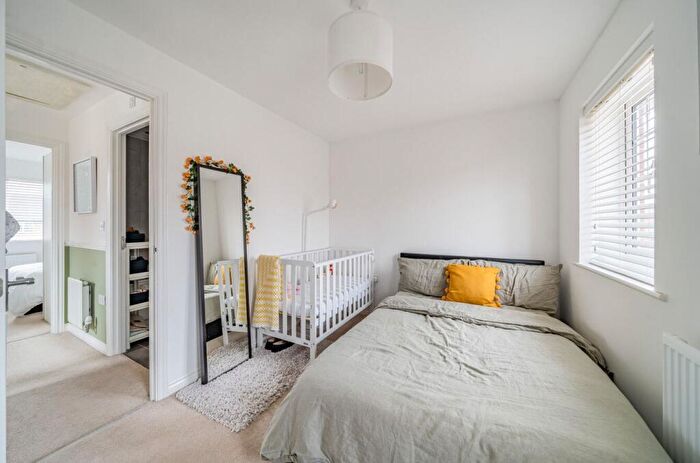 2 Bedroom Semi-Detached House For Sale In Blackthorn Road, Andover, SP11