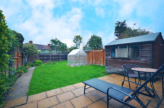 3 Bedroom Semi-Detached House To Rent In Northfields Road, London, W3