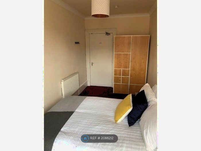 5 Bedroom Flat To Rent In Rupert Street, Glasgow, G4