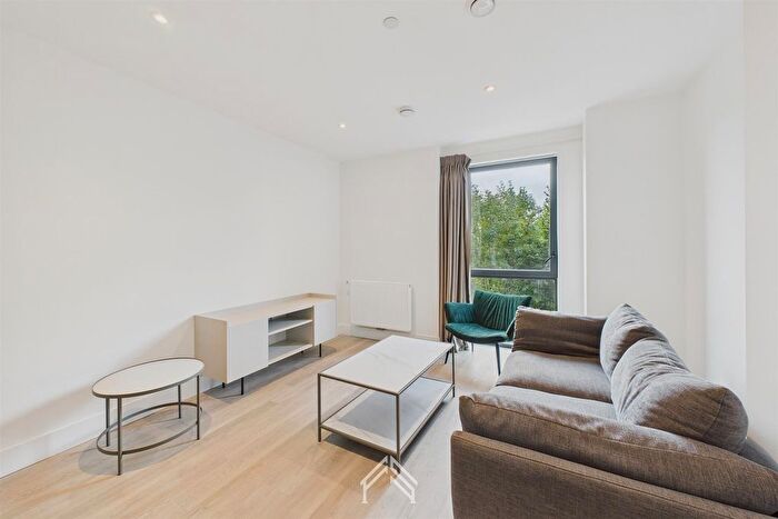 Studio To Rent In Acer Point, Watford, WD18