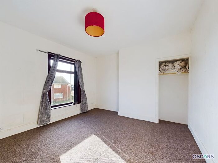 2 Bedroom Terraced House For Sale In Belmont Street, Hull, HU9