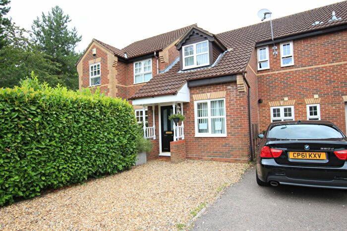 3 Bedroom Terraced House To Rent In Top Meadow, Caldecotte, Milton Keynes, MK7