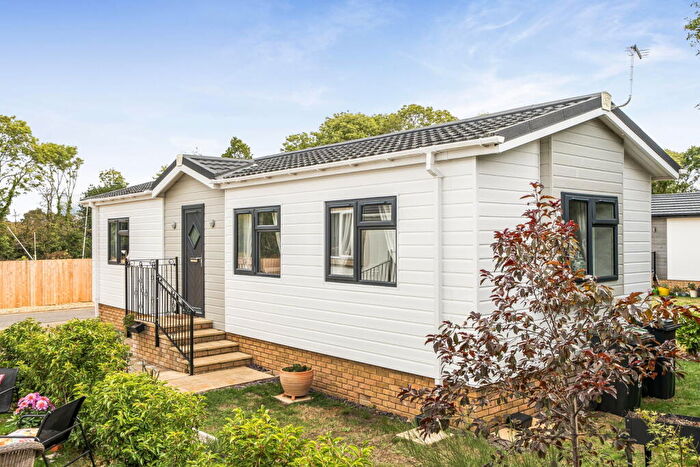 2 Bedroom Park Home For Sale In Juniper Drive, Manor Farm Court, East Stoke, Wareham, Dorset, BH20