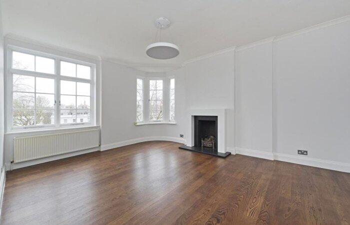 4 Bedroom Apartment To Rent In Marylebone Road, Marylebone, London, NW1
