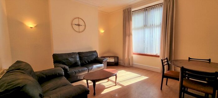 1 Bedroom Flat To Rent In Balmoral Place, Aberdeen, AB10