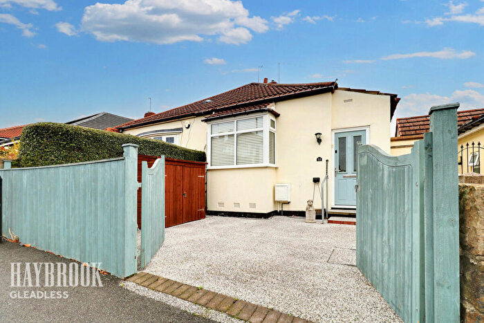 1 Bedroom Semi-Detached Bungalow For Sale In Gleadless Common, Sheffield, S12