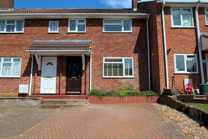 3 Bedroom Terraced House To Rent In Benchleys Road, Hemel Hempstead, HP1