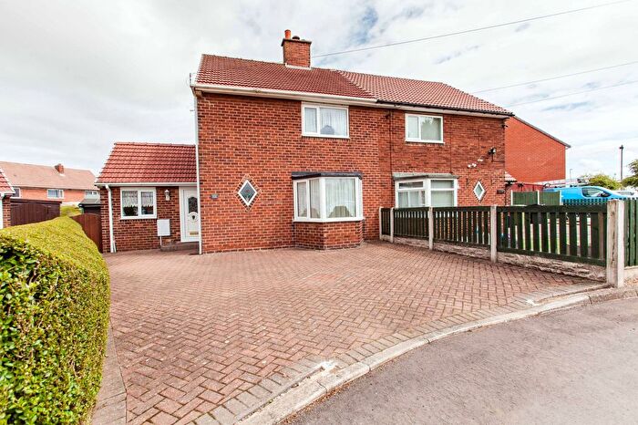 2 Bedroom Semi-Detached House For Sale In Langwith Road, Bolsover, S44
