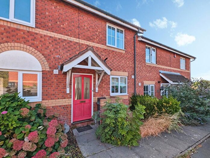 2 Bedroom Terraced House To Rent In Fir Tree Close, Redditch, B97