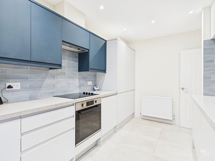 2 Bedroom Property To Rent In Carden Hill, Brighton, BN1