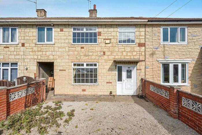 3 Bedroom Terraced House For Sale In Chestnut Grove, Conisbrough, Doncaster, DN12