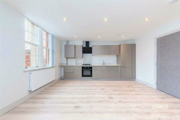 1 Bedroom Apartment To Rent In Clockhouse Avenue, Barking, IG11