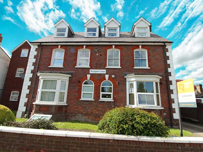 2 Bedroom Flat To Rent In Westgate Court, Dunstable, LU6