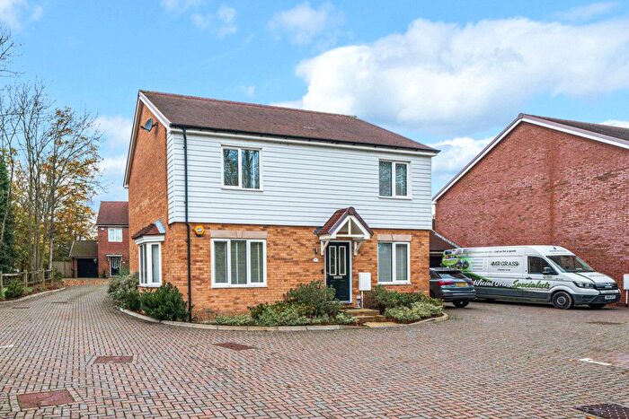 4 Bedroom Detached House For Sale In Vulcan Close, Biggin Hill, Westerham, TN16
