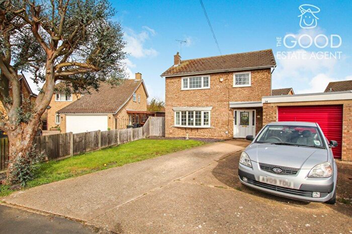 3 Bedroom Detached House For Sale In St. Andrews Way, Ely, CB6